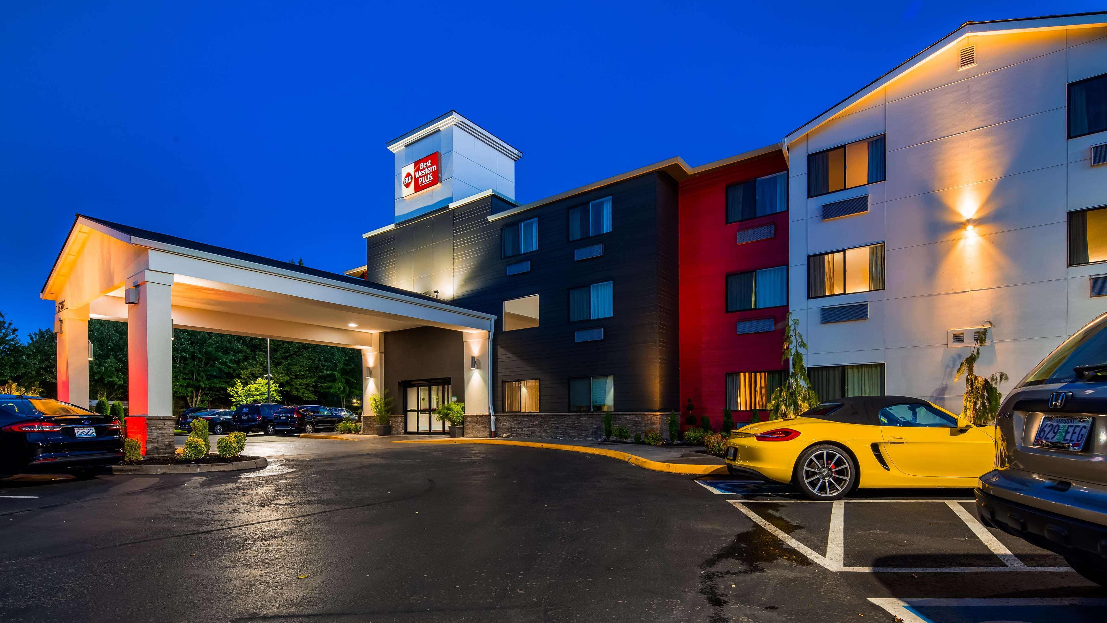 Best Western Plus Executive Hotel & Suites Салфер Экстерьер фото